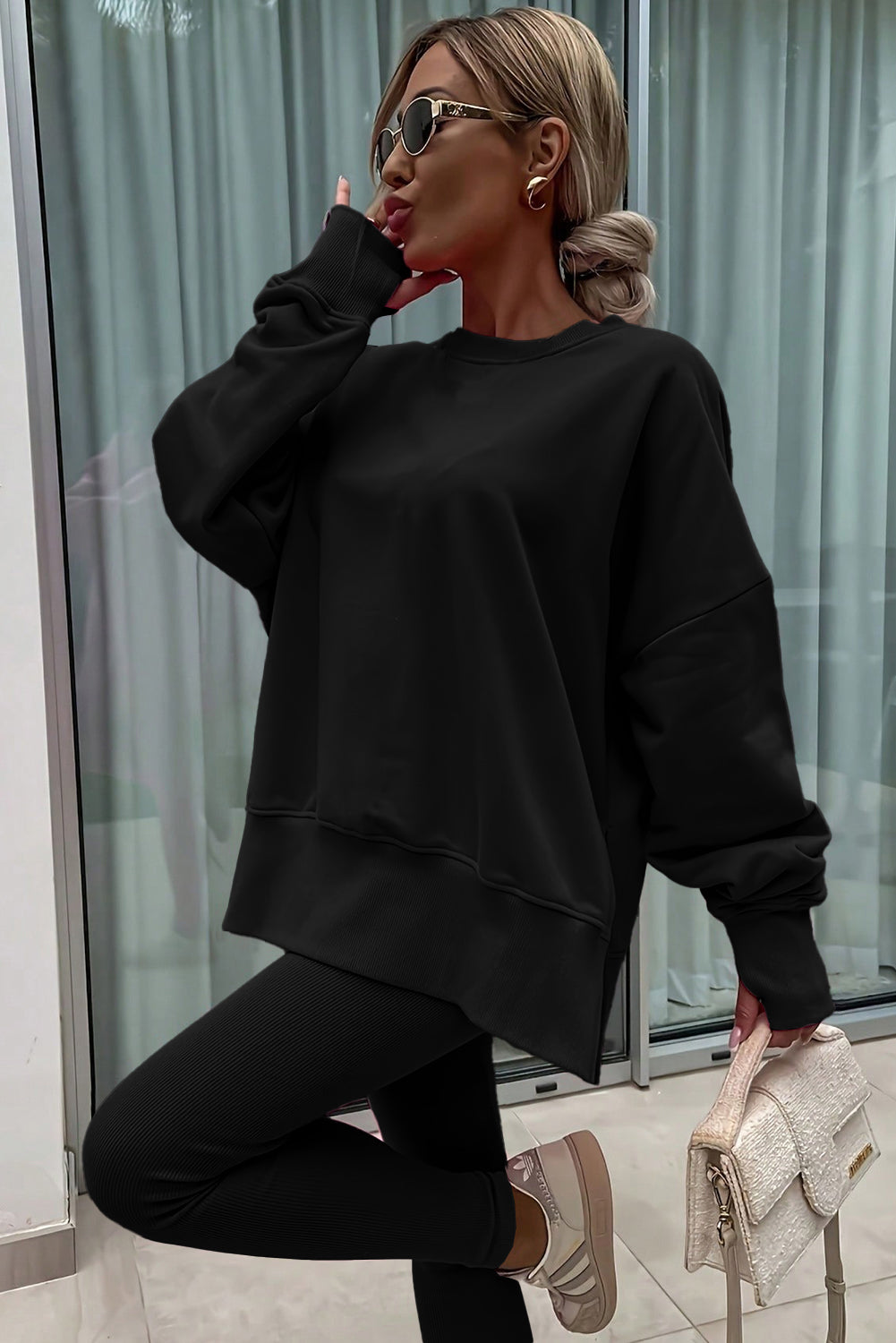 Set 2 Pezzi Donna Nero: Felpa Oversize con Spacco e Leggings a Costine