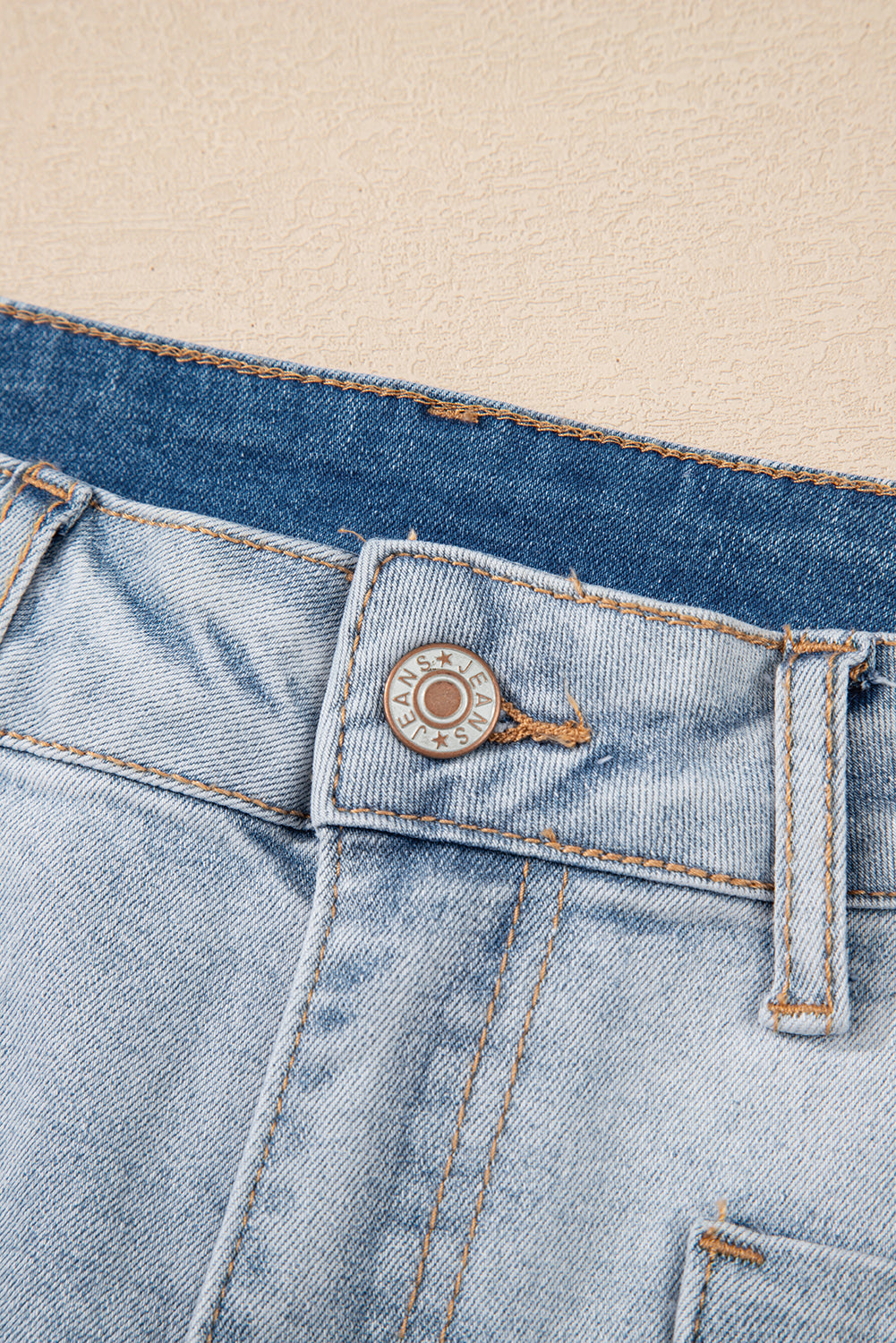 Shorts di Jeans Donna Azzurri a Vita Alta con Lavaggio Chiaro