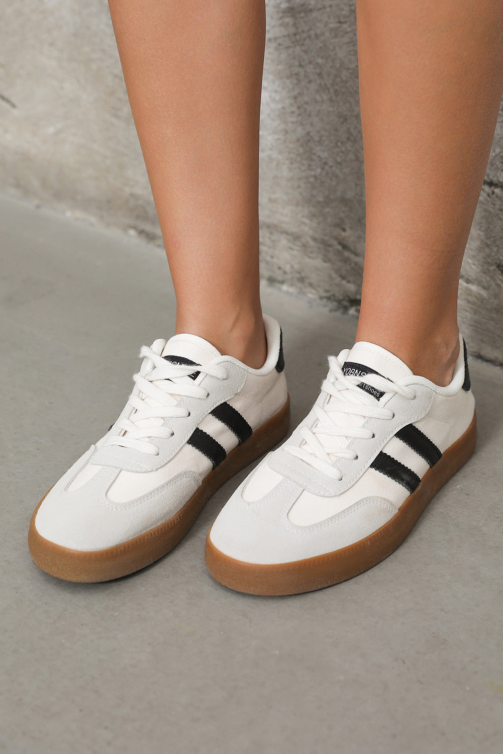 Sneakers Donna Bianche a Righe con Lacci Piatte