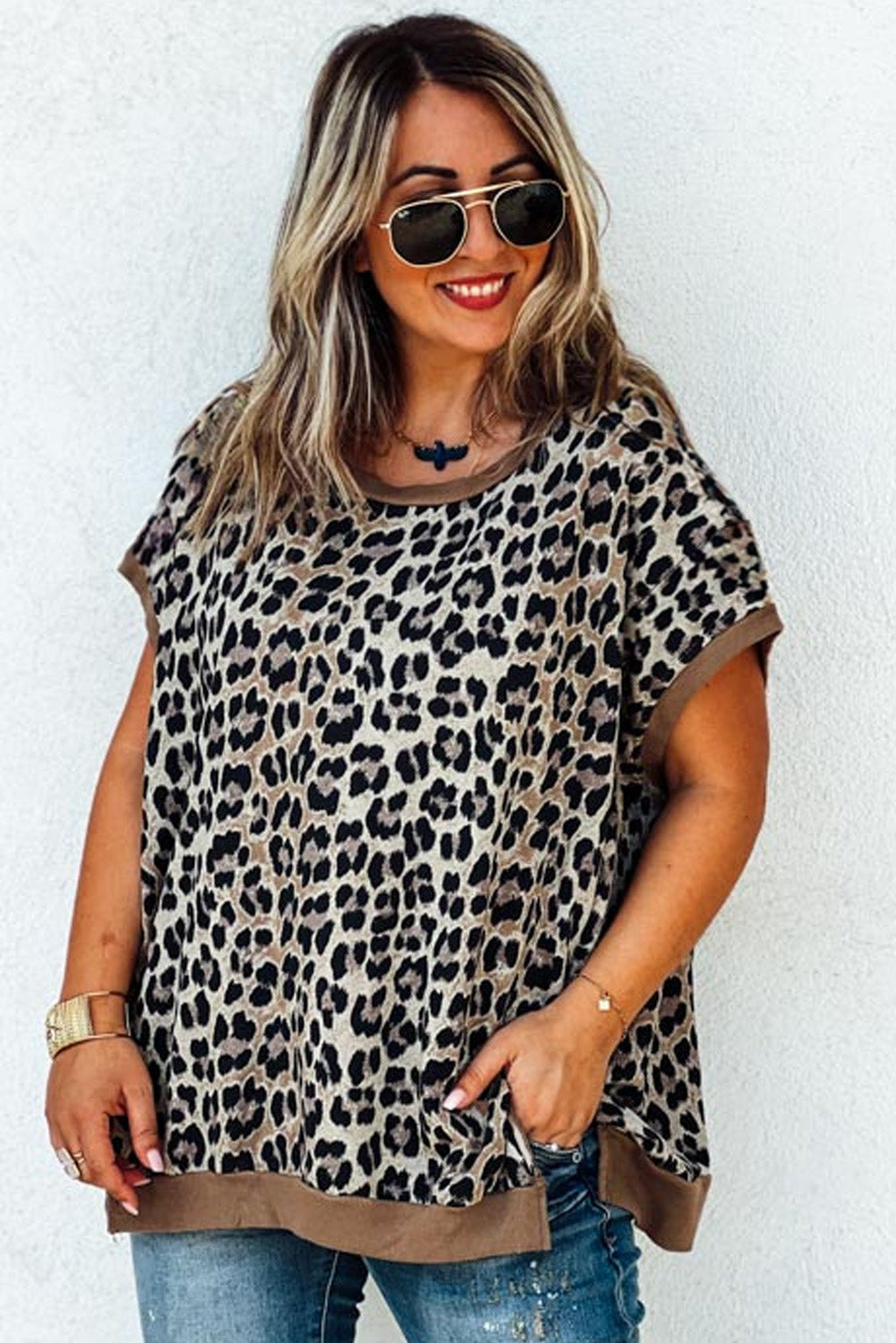 Top Donna Plus Size Kaki con Bordi Leopardati a Contrasto e Maniche Corte