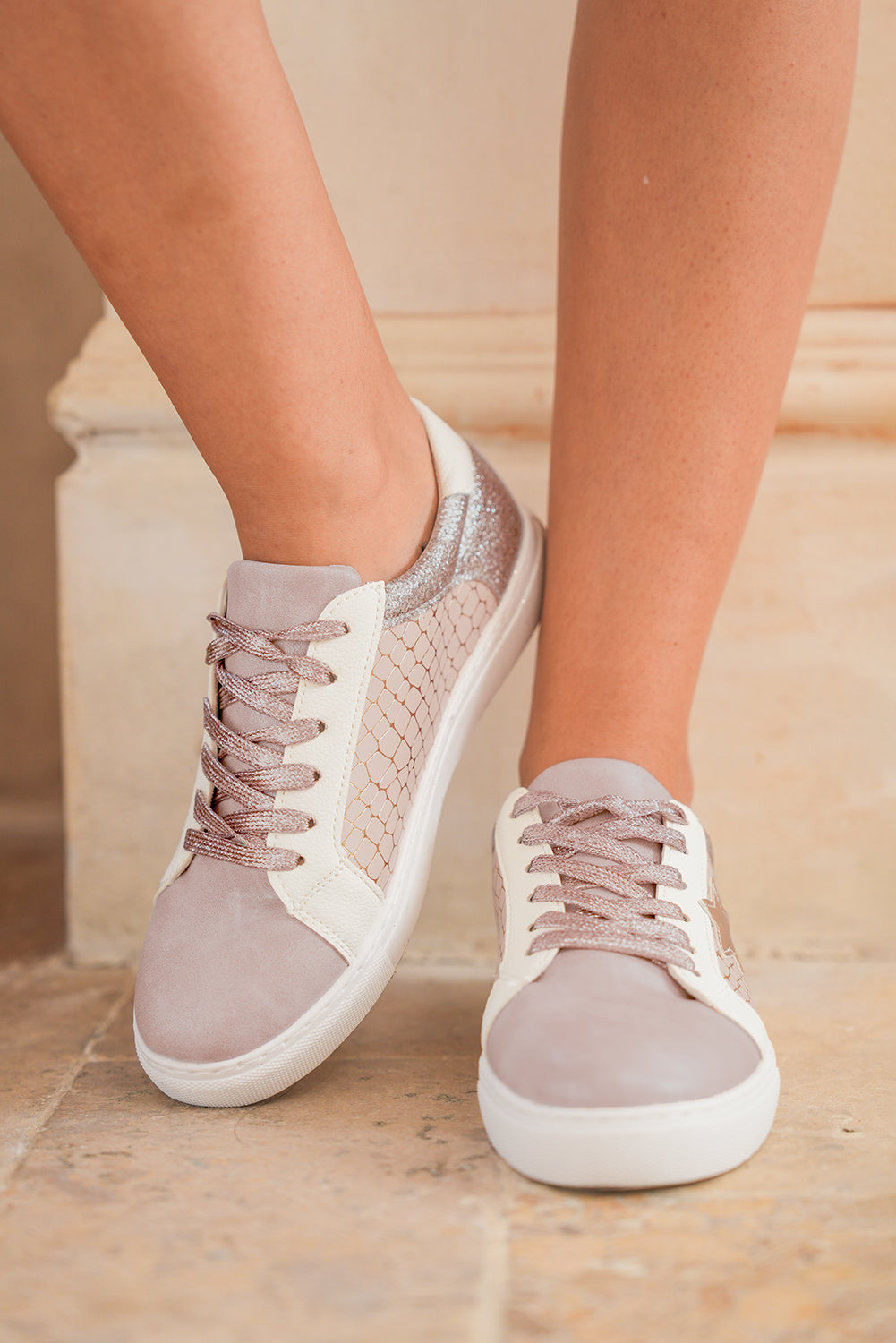 Sneakers Donna Glitter Dorato con Stelle in Ecopelle con Lacci