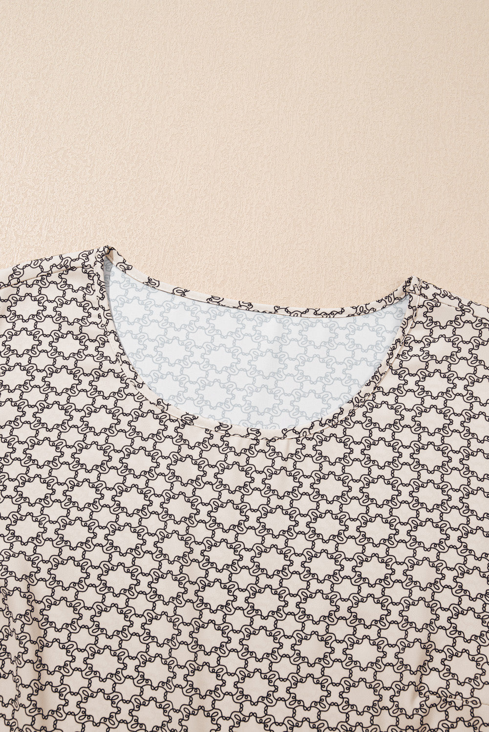 Blusa Donna Plus Size Kaki con Stampa Geometrica e Maniche a Tulipano con Volant