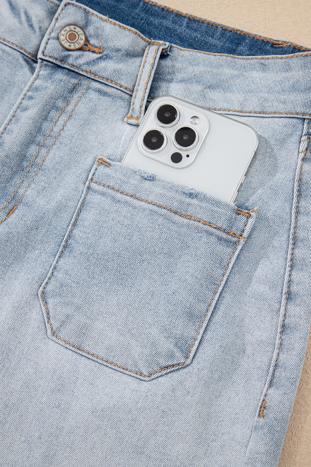 Shorts di Jeans Donna Azzurri a Vita Alta con Lavaggio Chiaro