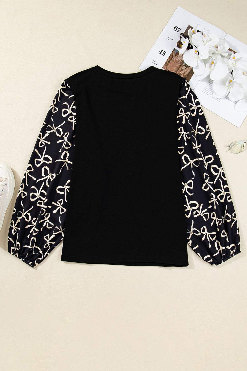 Blusa Donna Plus Size Nera con Stampa Fiocchi e Maniche Patchwork