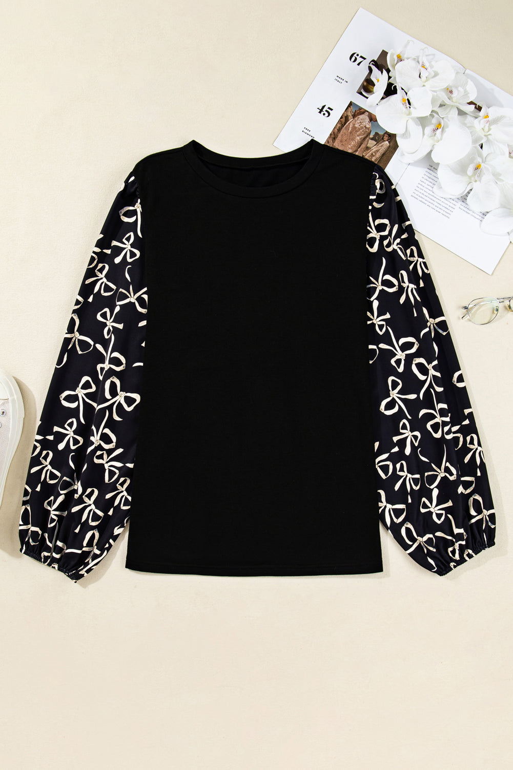 Blusa Donna Plus Size Nera con Stampa Fiocchi e Maniche Patchwork