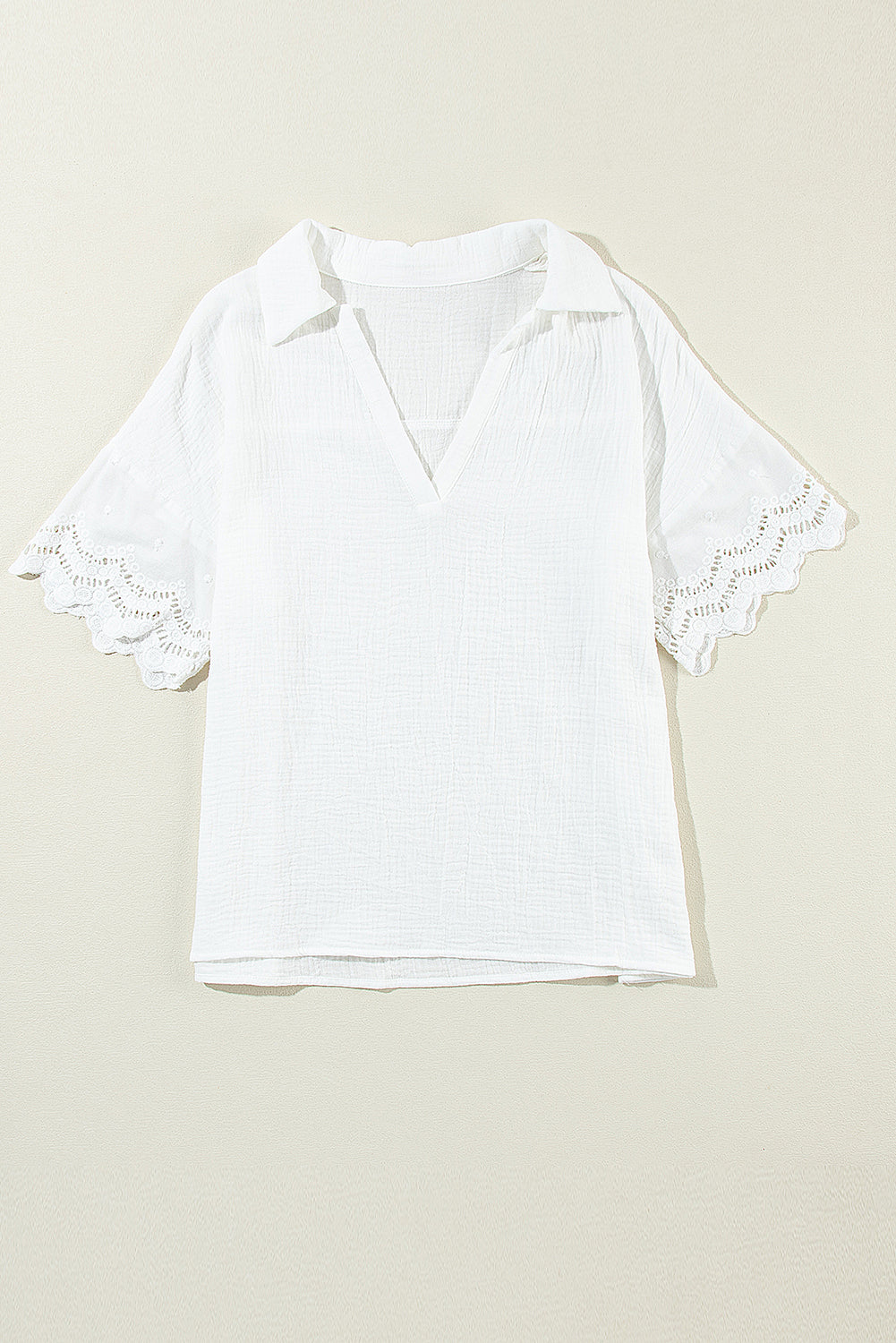 Blusa Donna Bianca con Colletto Scollo a V Maniche in Pizzo Arricciato