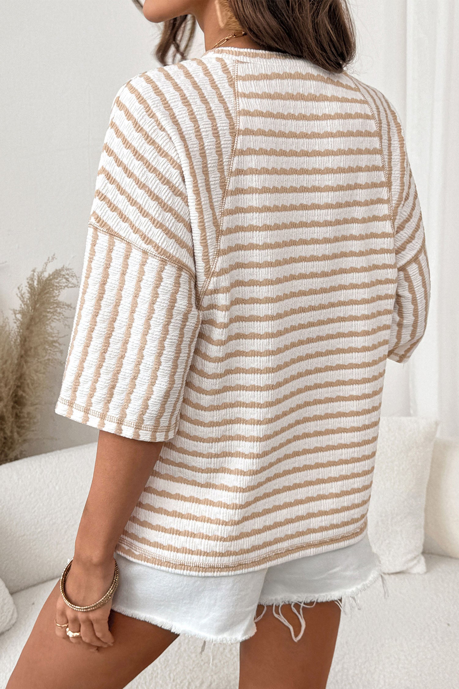 Top Donna Albicocca a Righe in Maglia con Spacco e Maniche a Metà