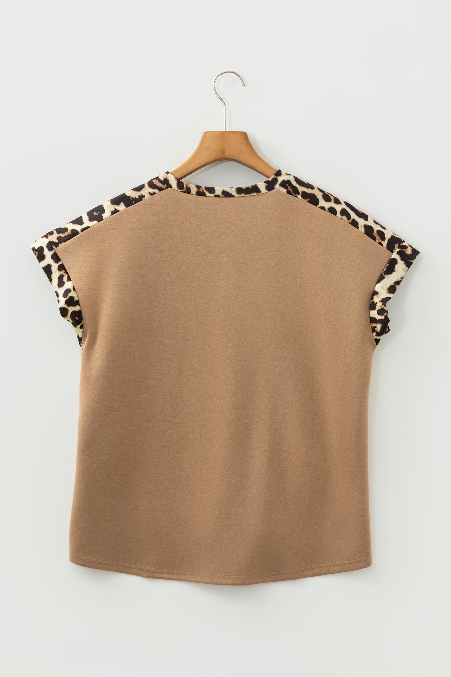T-Shirt Donna Beige Chiaro Ampia con Bordo Leopardato