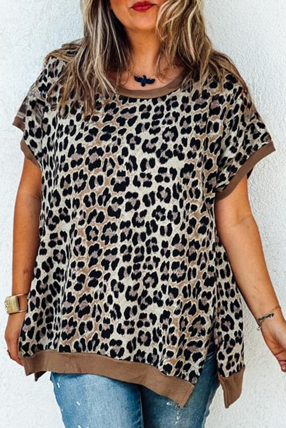 Top Donna Plus Size Kaki con Bordi Leopardati a Contrasto e Maniche Corte